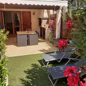  Hébergement de vacances Club Dans Résidence Fermée Et Arborée 10min A Pied De La