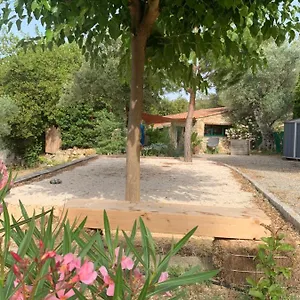  Hébergement de vacances Cabanon